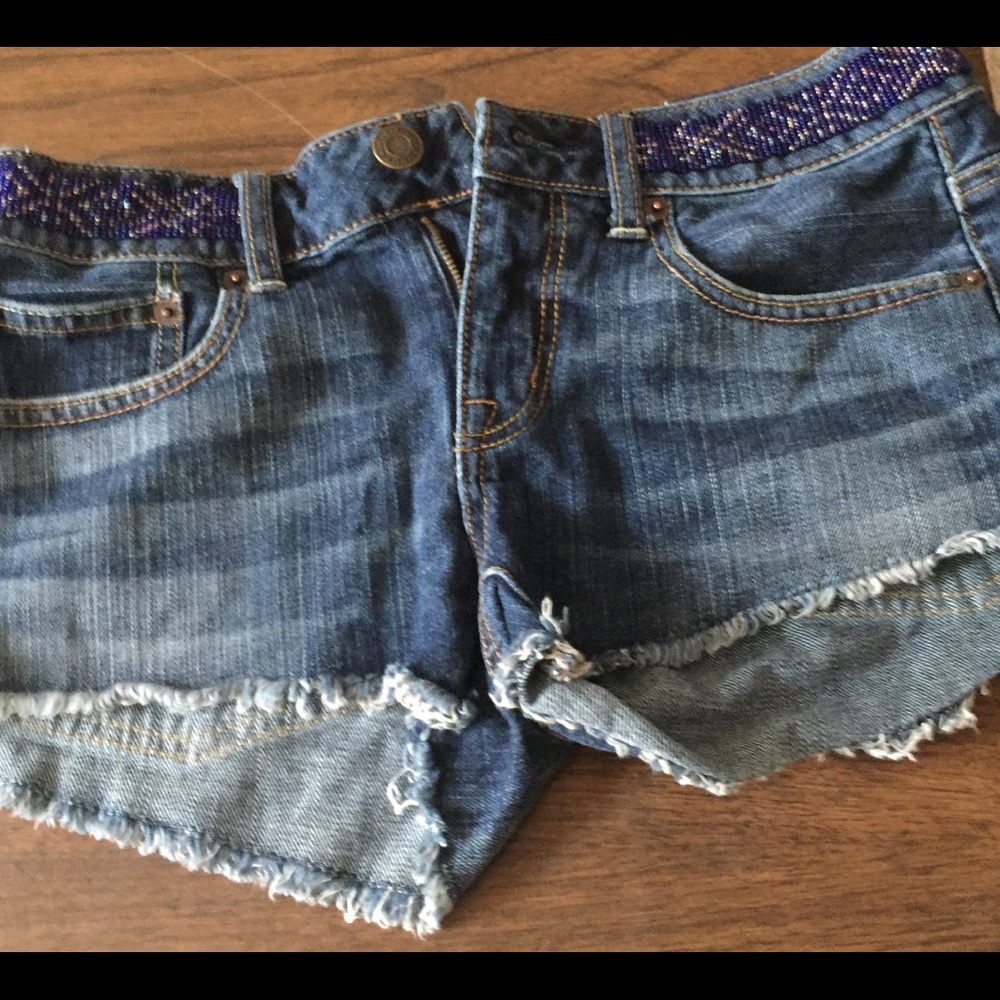 American eagle festival shortie.